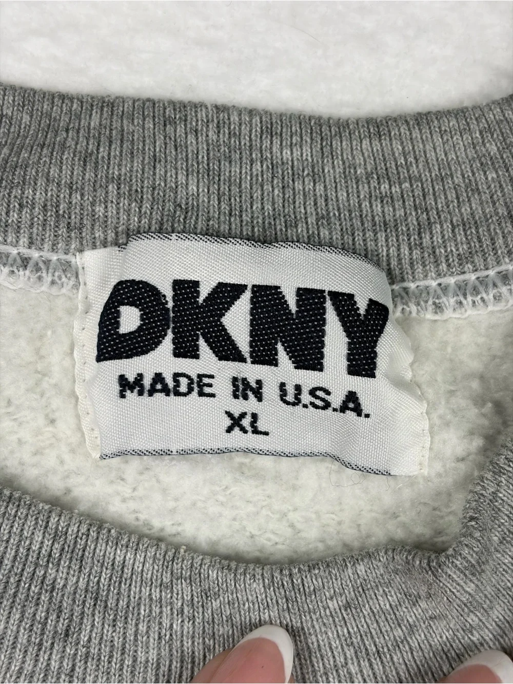 Vintage 90s DKNY USA Embroidered Spellout‎ Crewneck Sweatshirt - XL